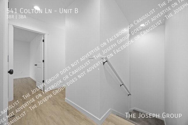 Building Photo - 541 Colton Ln