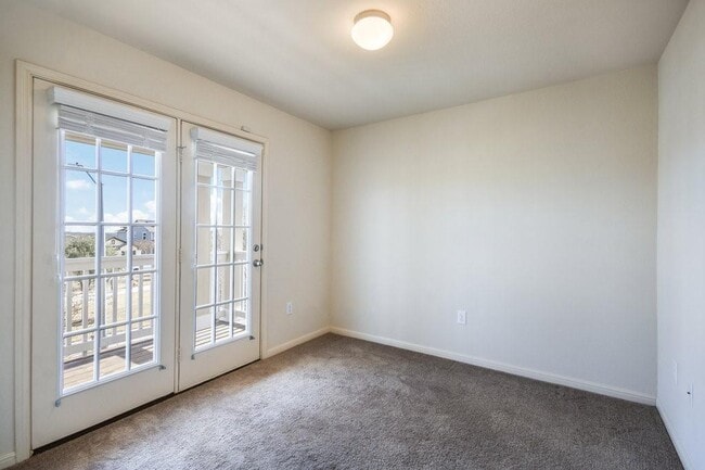 Building Photo - 18316 Mammoth Cave Blvd