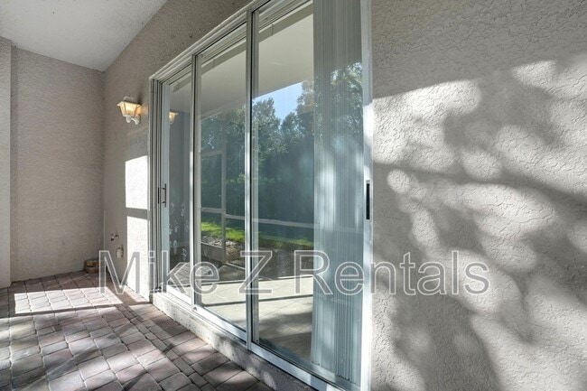 Building Photo - 3383 Antica St