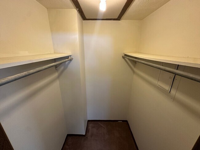 Building Photo - 1202 19th St