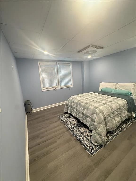Building Photo - Room in House on Glenwhite Dr