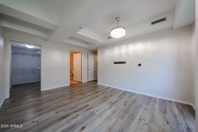 Building Photo - 7137 E Rancho Vista Dr
