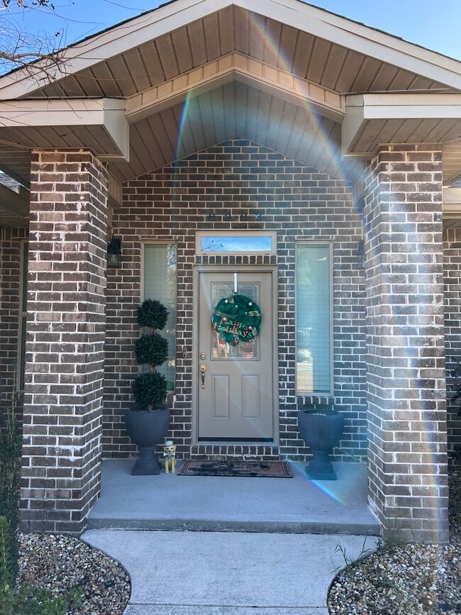 Building Photo - 8283 Calle Mio