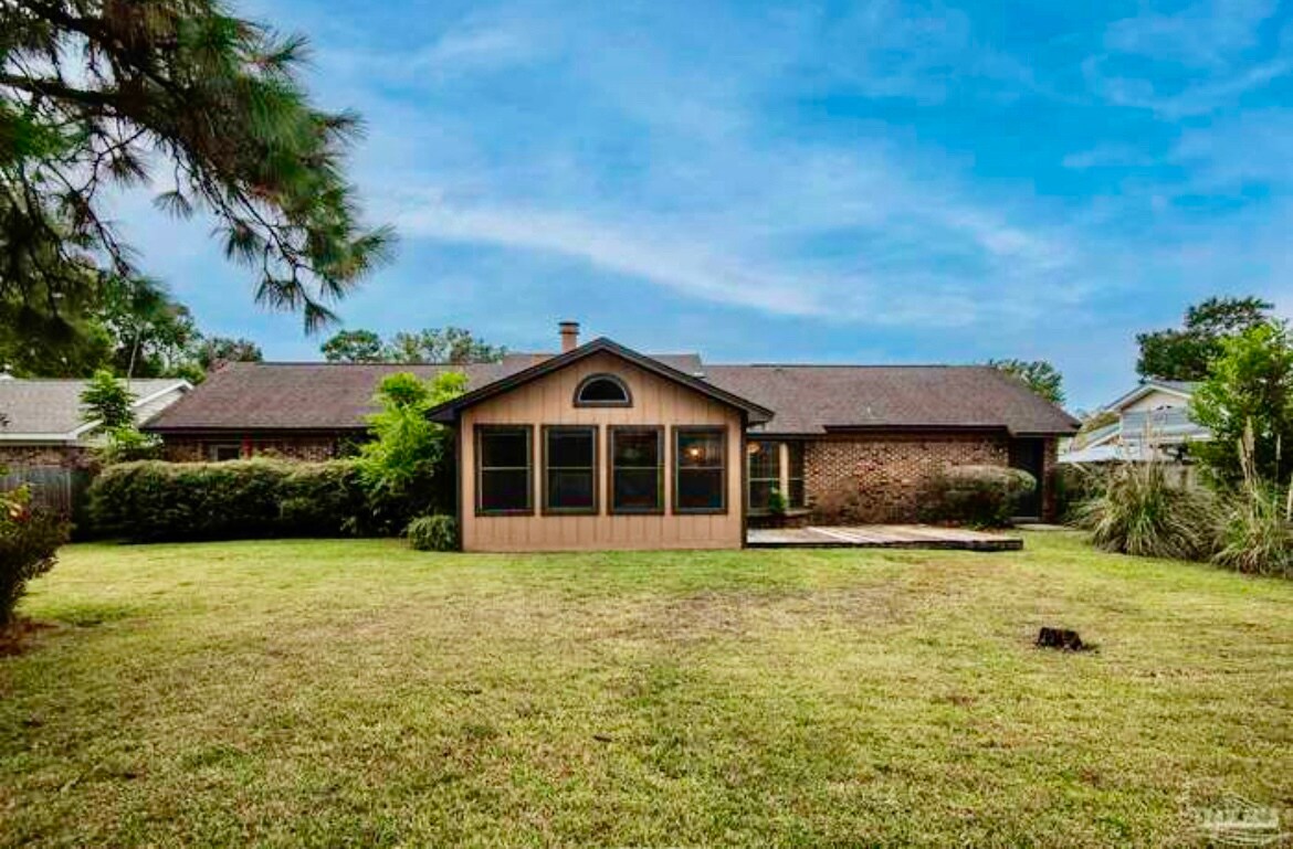 Building Photo - 4420 Eastpointe Dr