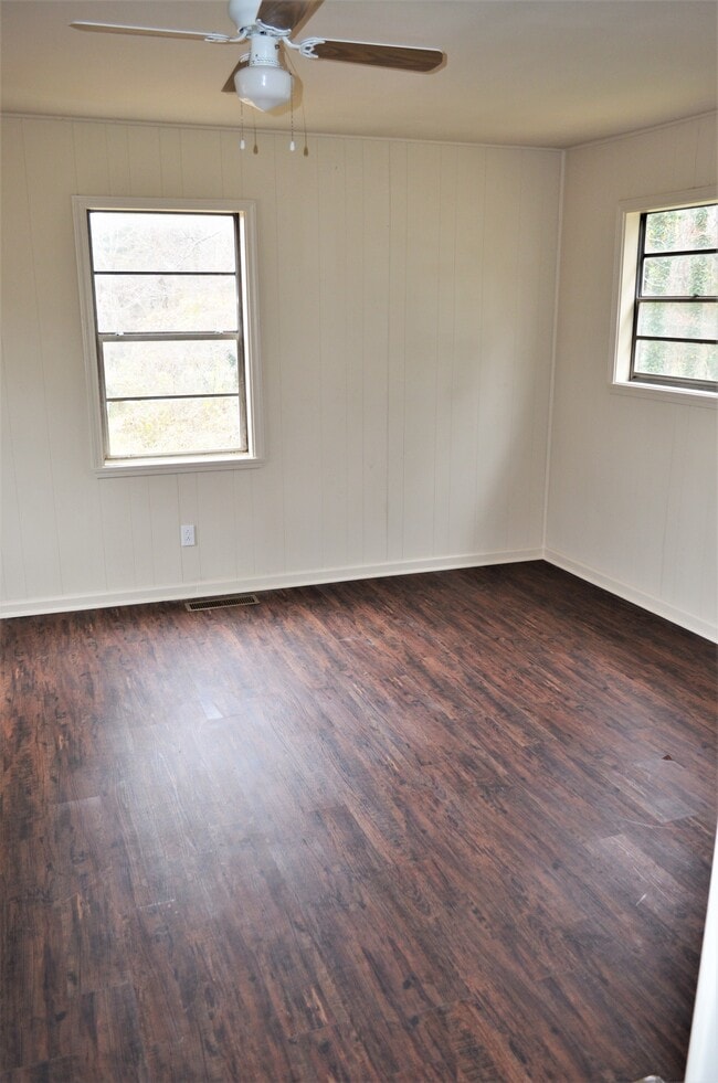 Building Photo - 874 Carrollton Vila Rica Hwy