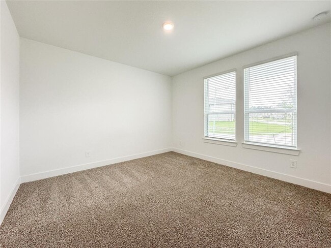 Building Photo - 15216 Tattle Crk Ln
