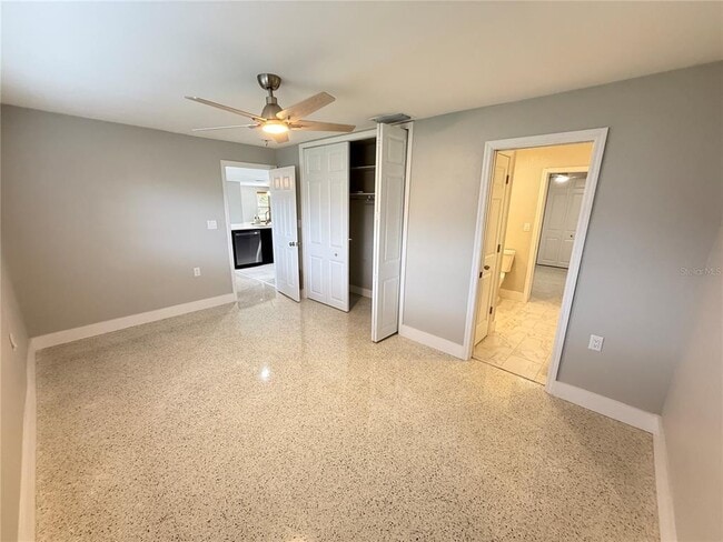 Building Photo - 1634 Sheffield Dr