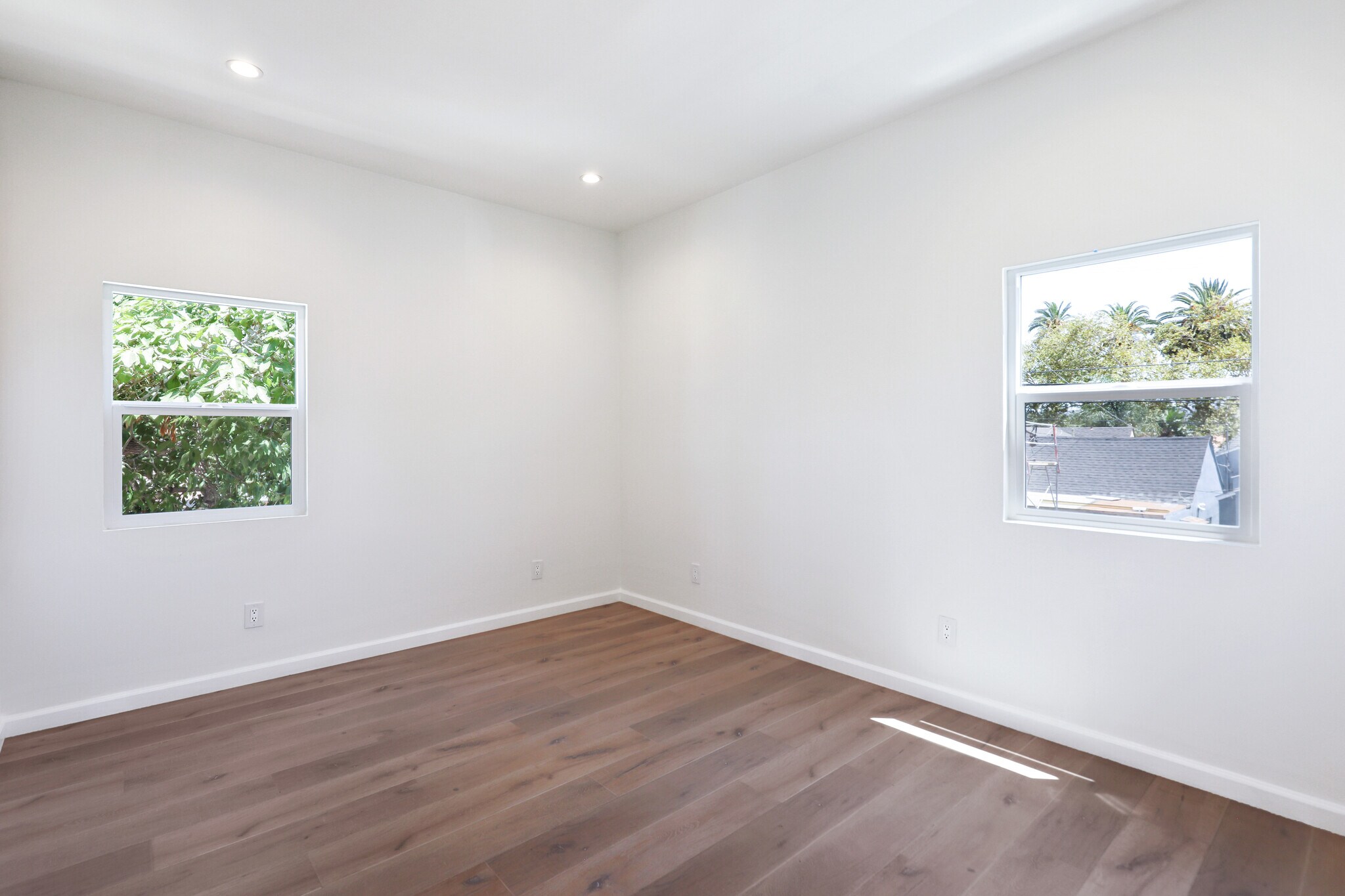 Building Photo - 5232 W 20th St