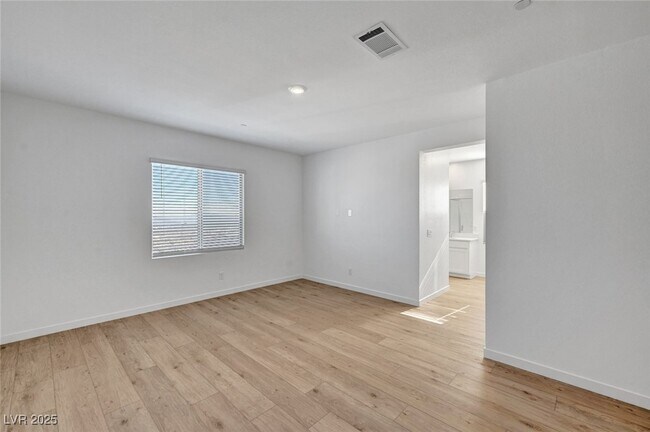 Building Photo - 1498 Marsh Bird St