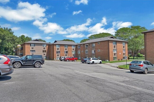 Building Photo - 24 Tanager Rd