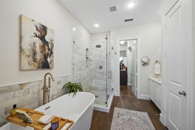 Building Photo - 5707 Arabelle Crest