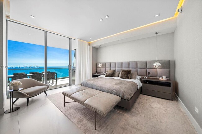 Building Photo - 18501 Collins Ave