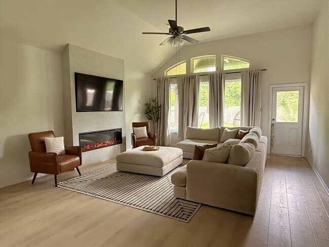 Building Photo - 23609 Zinfandel Dr