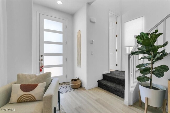 Building Photo - 92 Kimberlite Dr