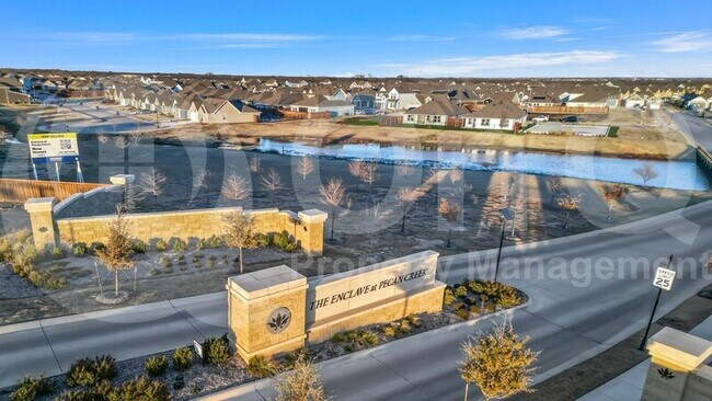 Building Photo - 13169 Dawson Dr