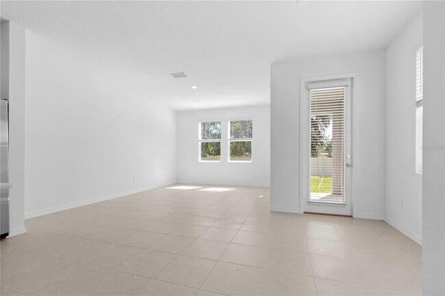 Building Photo - 3396 Lapis Lk Dr