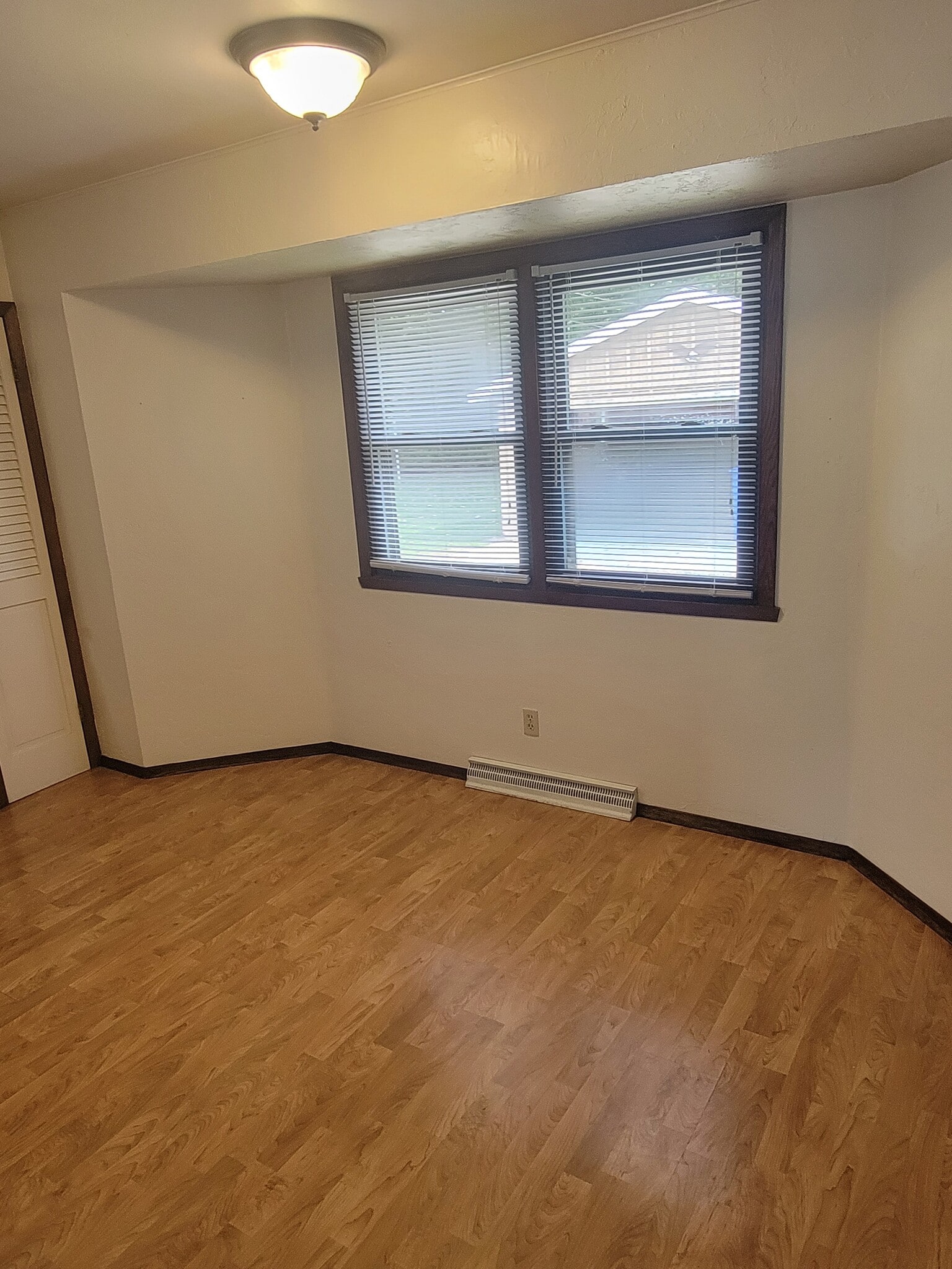 Building Photo - 224 N Eagle St