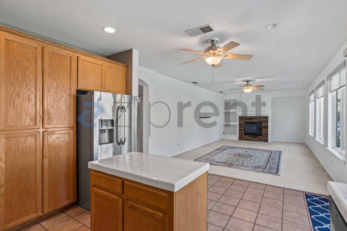 Building Photo - 2433 Pearlite Way