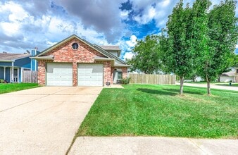 Building Photo - 20502 Cocoplum Dr