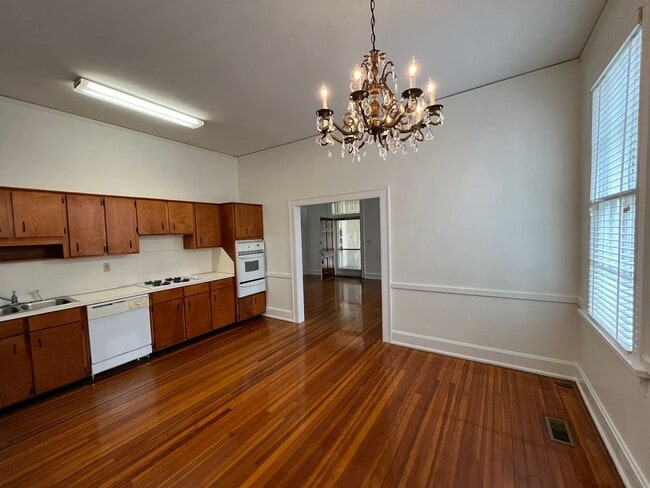 Building Photo - Stark Avenue 1310(2)