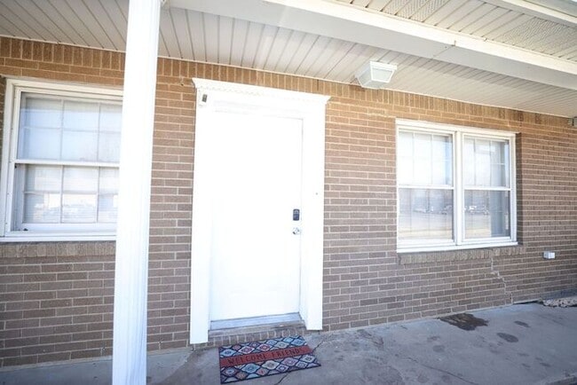 Primary Photo - 4303 Aggie Rd