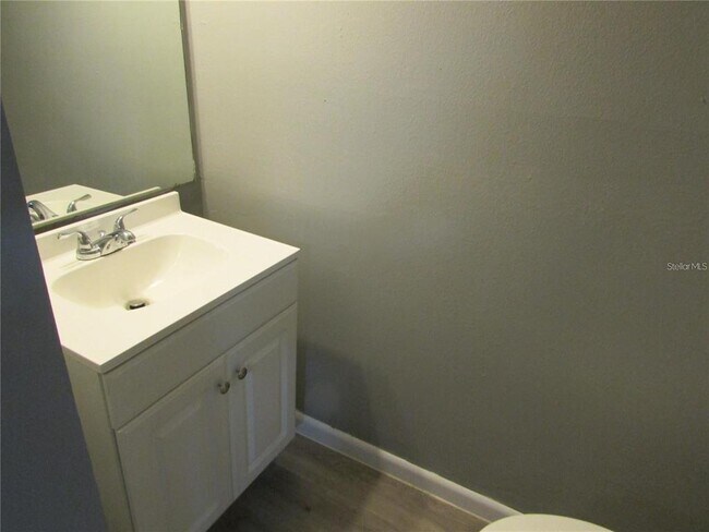 Building Photo - 5305 Abinger Ct