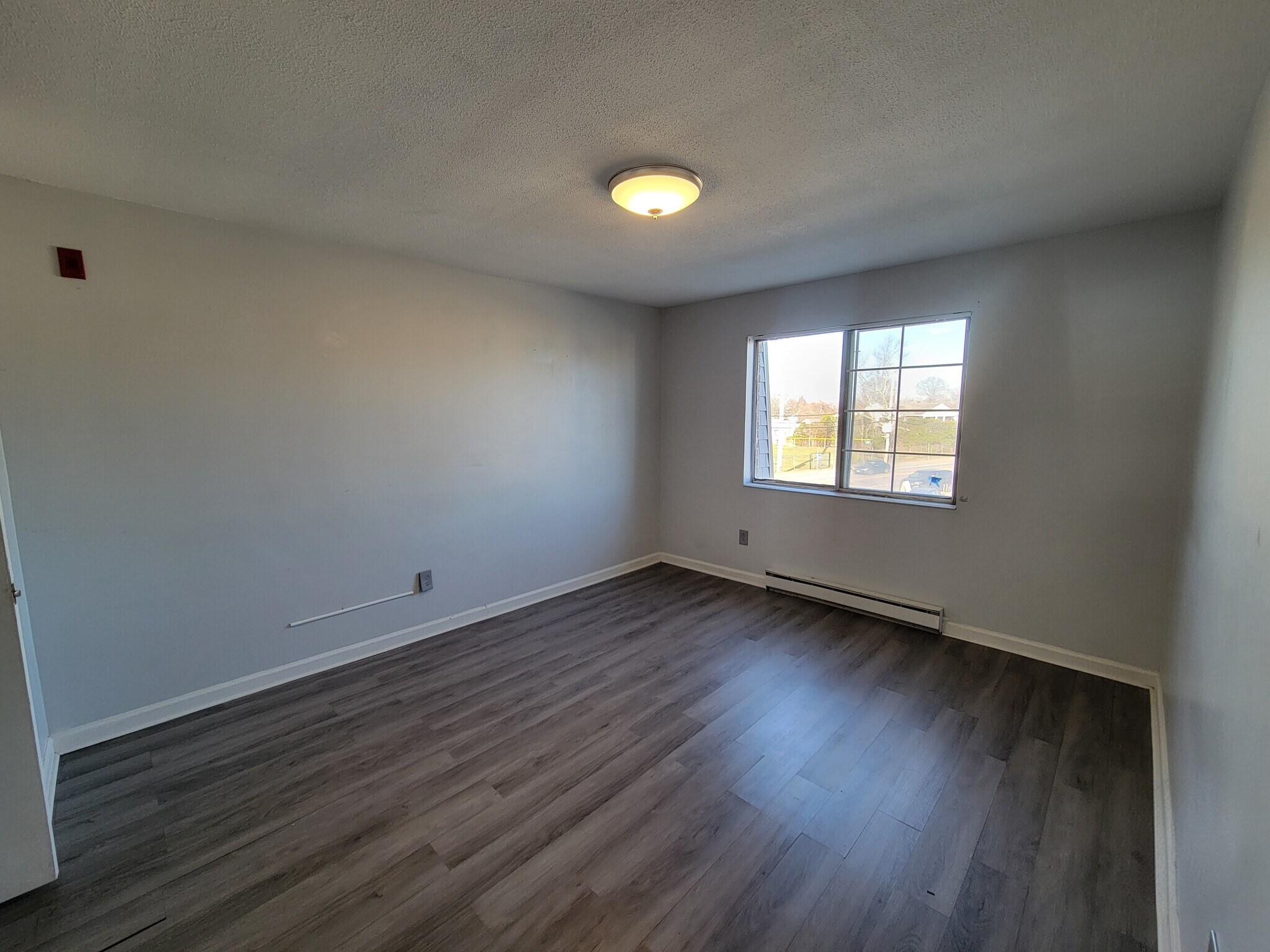 Building Photo - 300 Smithfield Rd