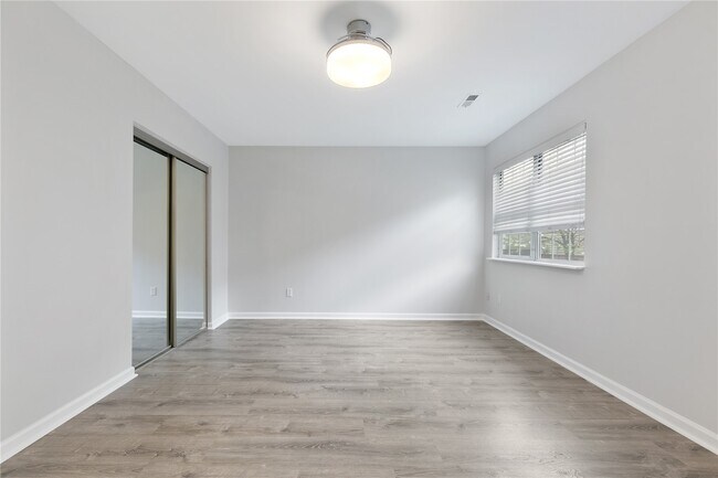 Building Photo - 8901 Cardinal Terrace