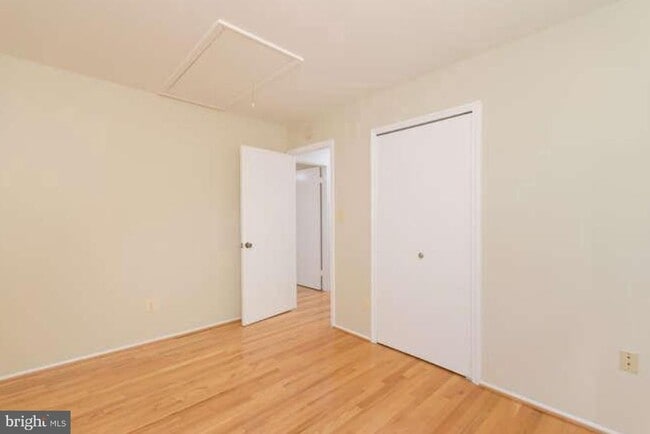 Building Photo - 8302 Moline Pl