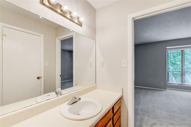Building Photo - 805 Tuxworth Cir