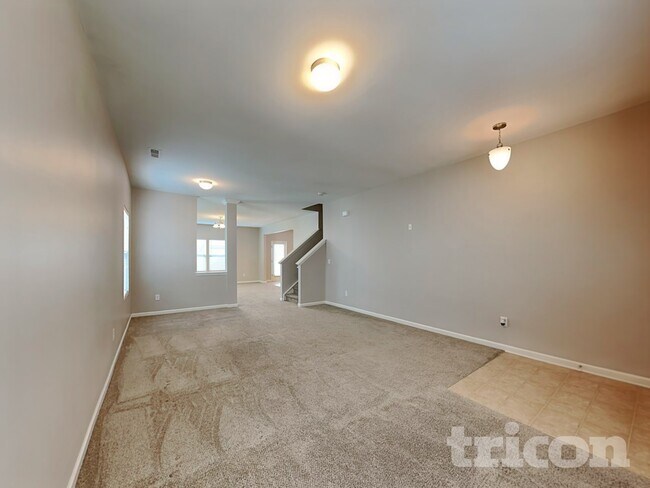 Building Photo - 2644 Andes Dr