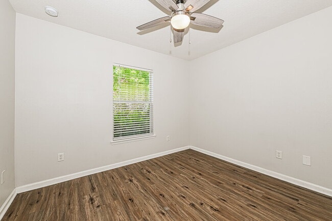 Building Photo - 168 Buck Run Way