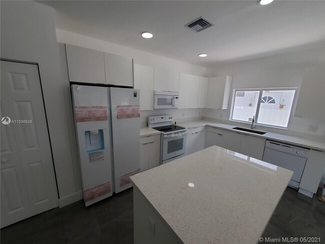 Building Photo - 8028 NW 11th Ave