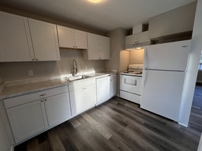 Building Photo - 2717 Callahan Dr