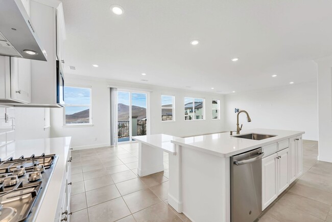 Building Photo - Panoramic views of the valley with a modern updated home!