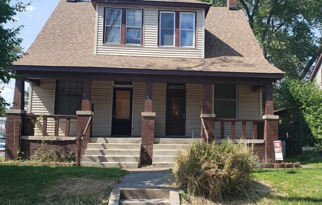 Primary Photo - 903 Lebanon Ave