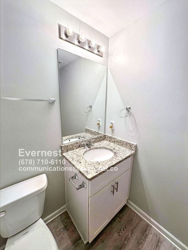 Building Photo - 5328 Hanover St