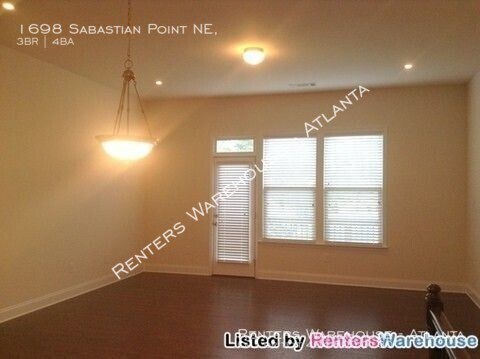 Building Photo - Spacious 3 Story-3 Bath Townhome in North ...