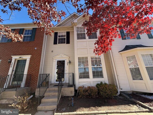 Building Photo - 204 Langley Ct