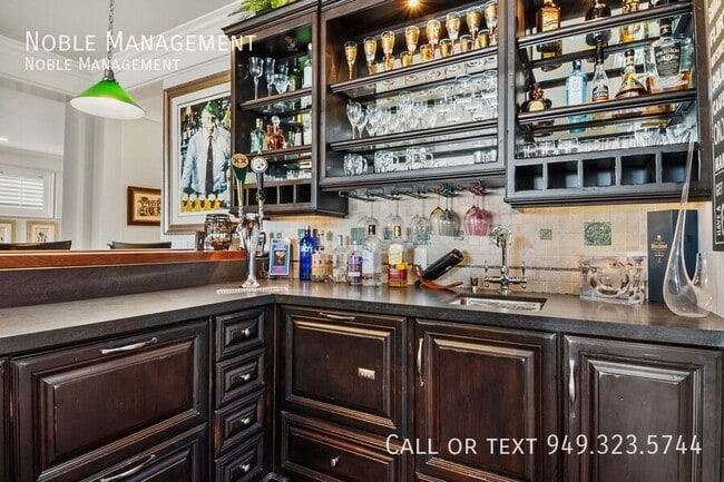 Building Photo - 1514 E Oceanfront-