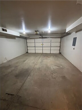 Building Photo - 236 Westside Dr