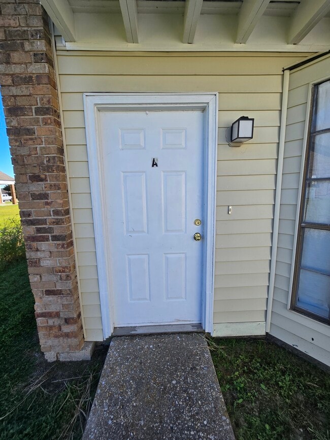 Building Photo - 117 Oak Ridge Ave