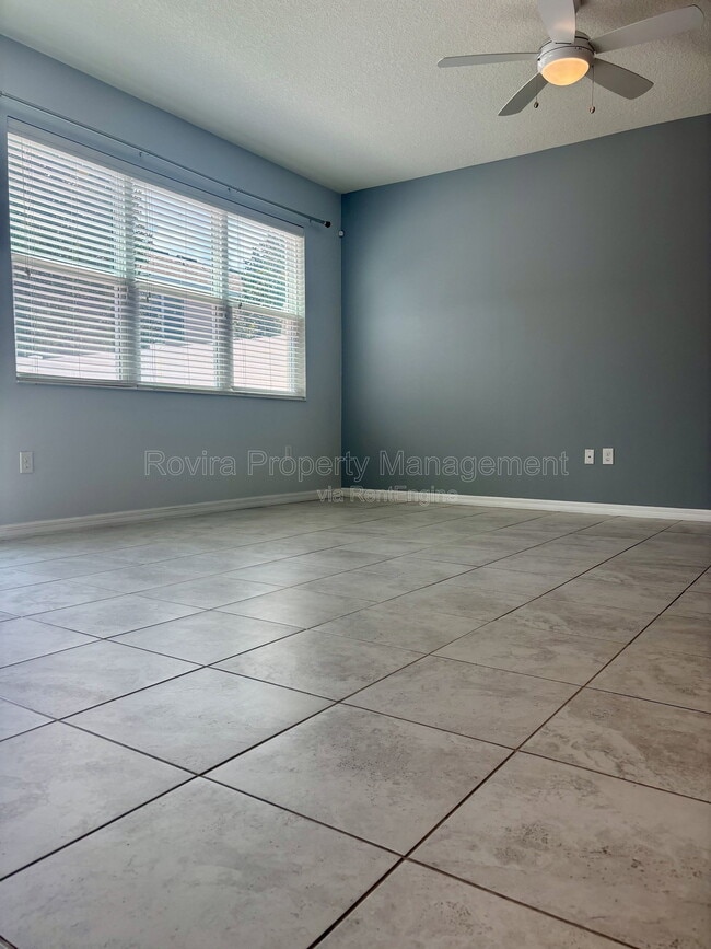 Building Photo - 5124 Crown Hvn Dr