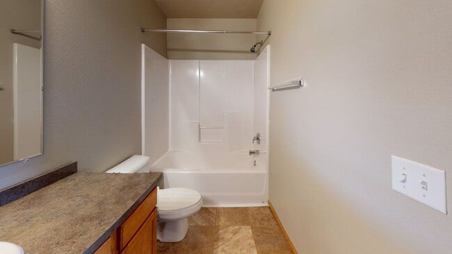 Building Photo - 1632 35th Ave SE