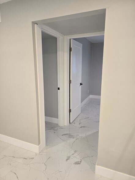 Building Photo - 4988 Steel Dust Ln