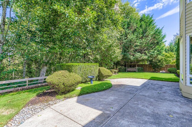 Building Photo - 5bd/2.5ba Sammamish House