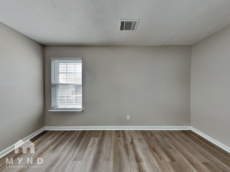 Building Photo - 1341 Tonya Dr