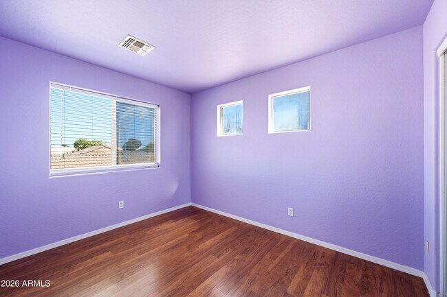 Building Photo - 10950 W Royal Palm Rd