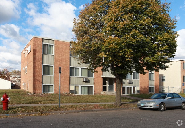 Building Photo - 5760 33rd Ave S