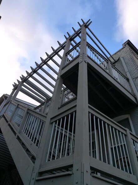 Building Photo - 836 Huntington Ave